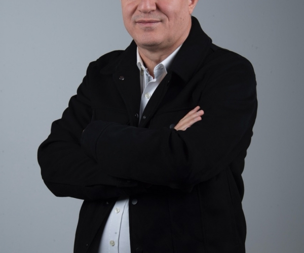 Metin Tunçtürk     resmi